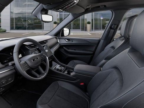 New 2025 Jeep Grand Cherokee Altitude image 22