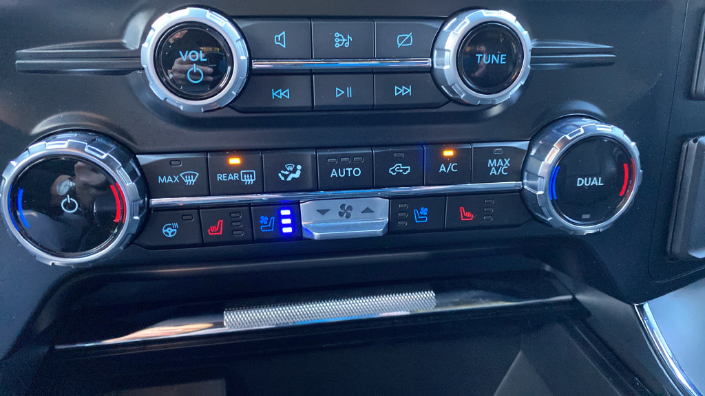 Used 2024 Ford F150 Lariat AWD/4WD image 17