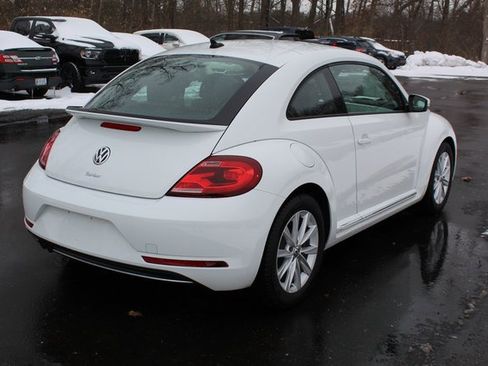 Used 2017 Volkswagen Beetle 1.8T SE image 3