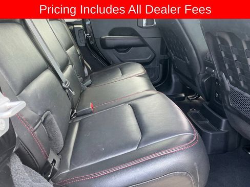 Used 2023 Jeep Wrangler Unlimited Rubicon w/ Steel Bumper Group AWD/4WD image 20