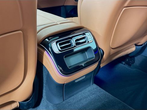 Used 2025 Mercedes-Benz S 580 4MATIC Sedan image 26