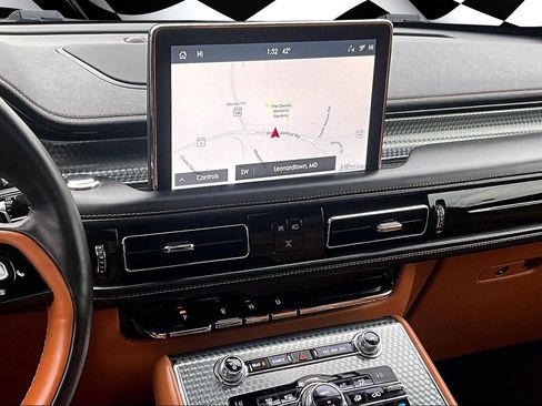 Used 2020 Lincoln Aviator Black Label w/ Dynamic Handling Package image 6