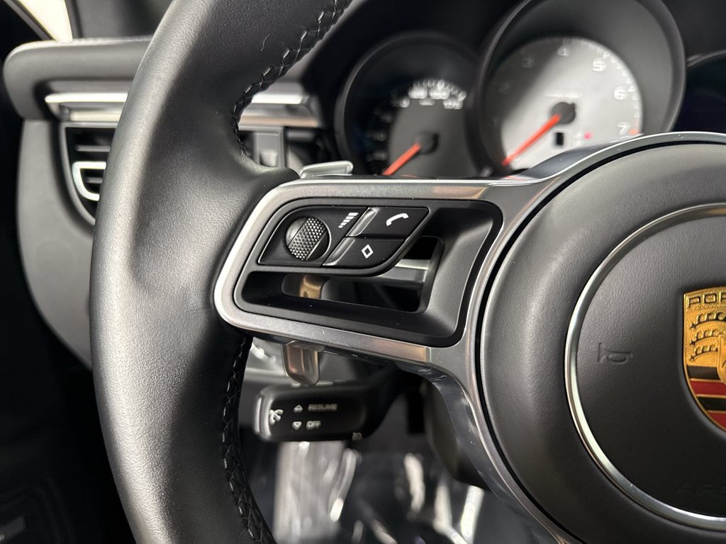 Certified 2020 Porsche Macan S AWD/4WD image 37