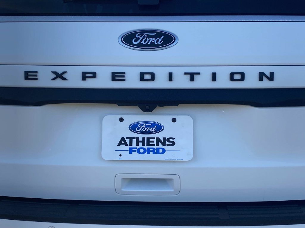 Certified 2023 Ford Expedition Max Limited RWD image 5
