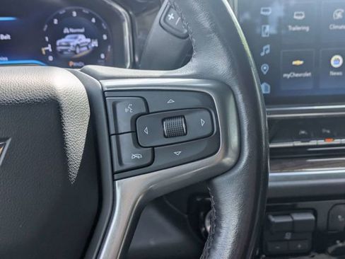 Used 2022 Chevrolet Silverado 1500 LT w/ Safety Package AWD/4WD image 26