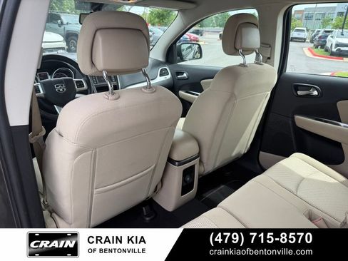 Used 2015 Dodge Journey American Value Package w/ Flexible Seating Group FWD image 25