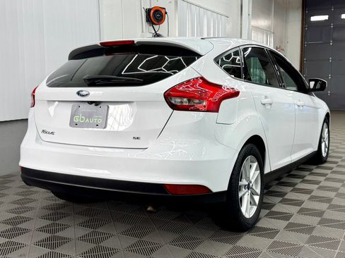 Used 2015 Ford Focus SE image 4