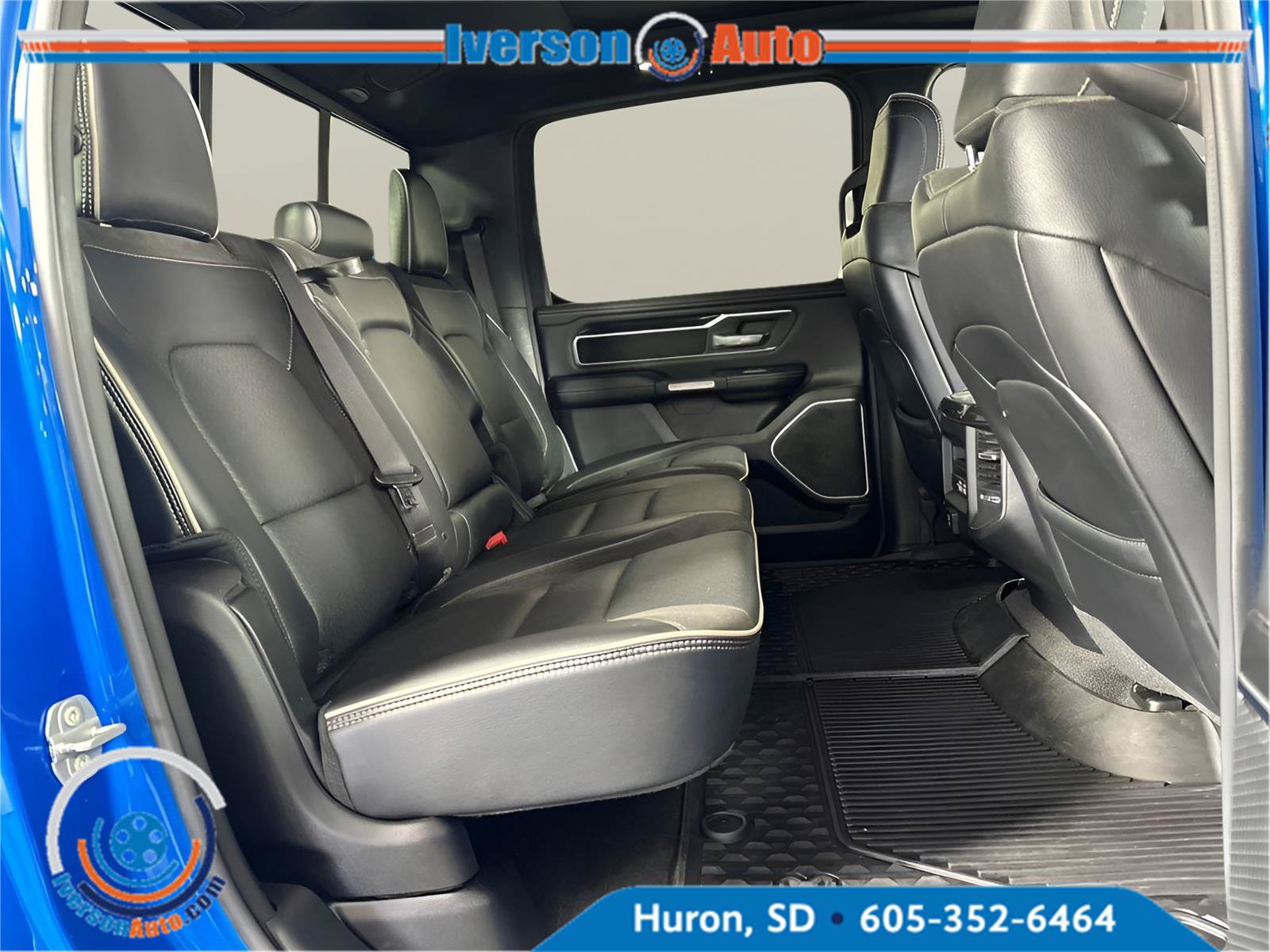 Used 2021 RAM 1500 Laramie w/ Sport Appearance Package AWD/4WD image 31
