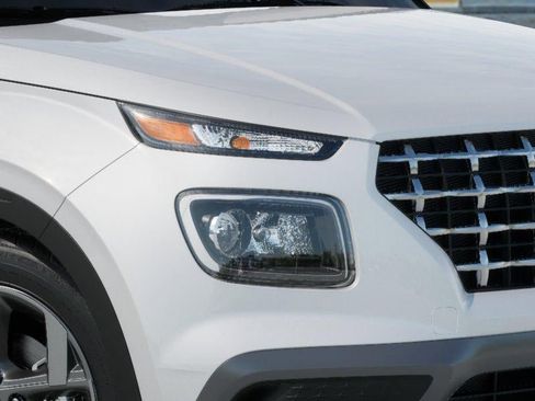 New 2026 Hyundai Venue SEL FWD image 9