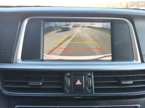 Used 2020 Kia Optima LX image 16