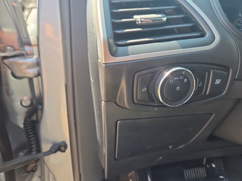 Used 2024 Ford Edge SEL AWD/4WD image 22