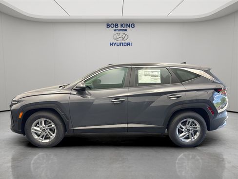 New 2026 Hyundai Tucson SE FWD image 2