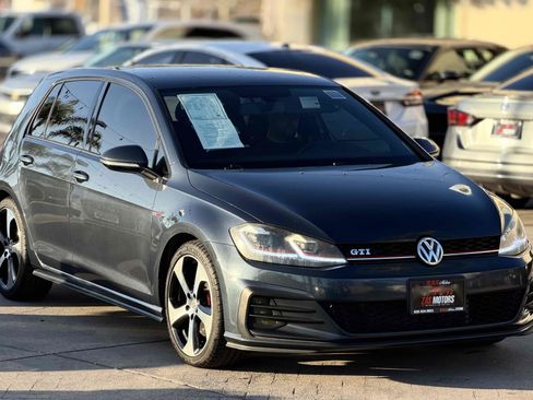 Used 2018 Volkswagen GTI S FWD image 4