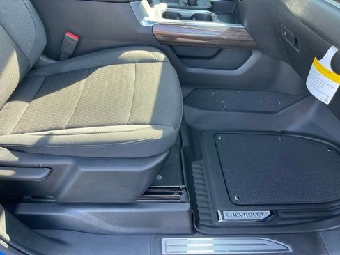 New 2025 Chevrolet Silverado 1500 RST AWD/4WD image 12