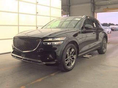 Used 2022 Genesis GV70 2.5T w/ Select Package image 2