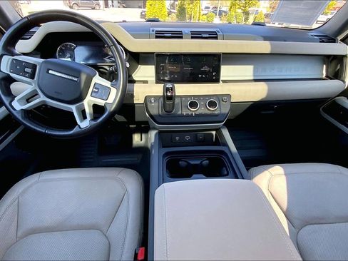 Used 2023 Land Rover Defender 110 SE AWD/4WD image 15