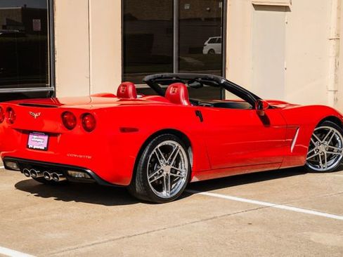 Used 2005 Chevrolet Corvette Convertible image 42
