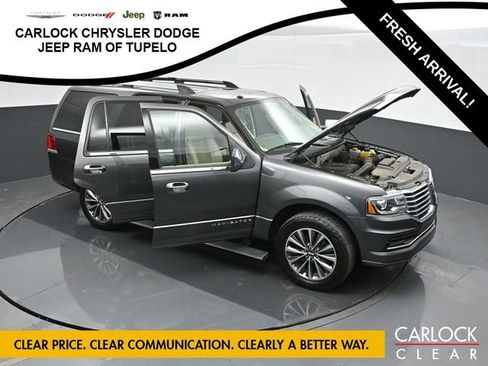 Used 2017 Lincoln Navigator Select image 88