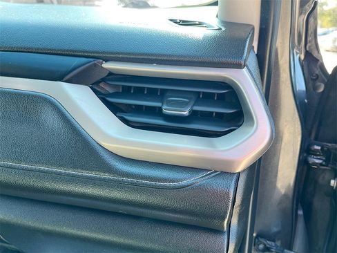 Used 2018 GMC Acadia Denali image 35