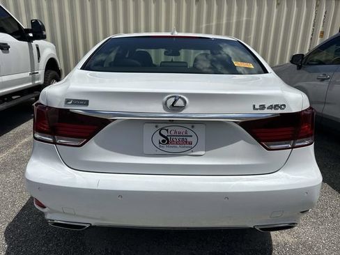 Used 2016 Lexus LS 460 w/ F Sport Package RWD image 8