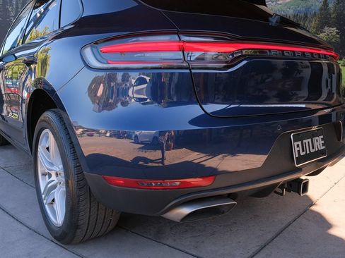 Used 2020 Porsche Macan AWD/4WD image 40