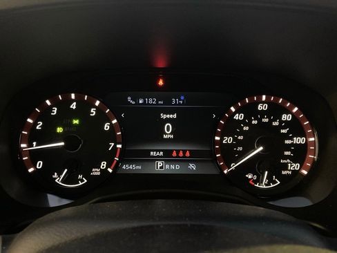 Used 2025 Nissan Frontier Pro-X image 15