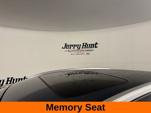 Used 2025 MAZDA CX-30 AWD 2.5 S w/ Preferred Package image 13