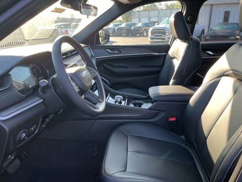 New 2026 Jeep Grand Cherokee L Limited AWD/4WD image 7