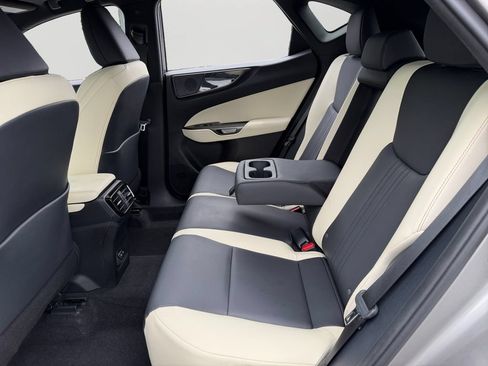 Certified 2024 Lexus NX 250 FWD image 12