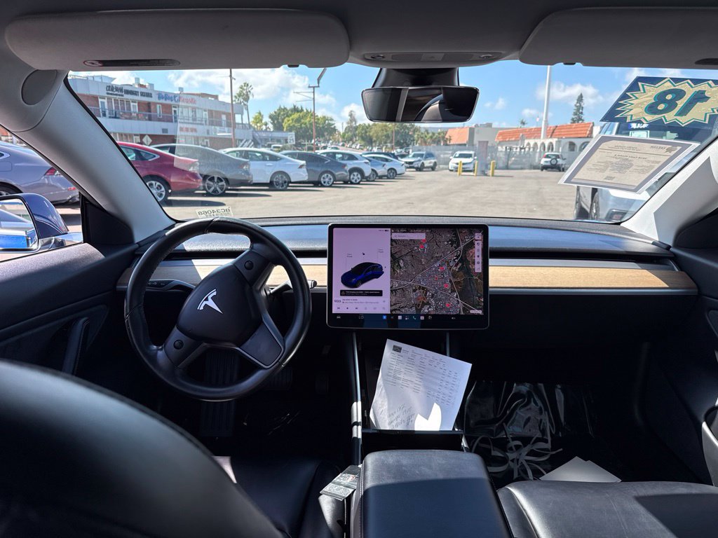 Used 2018 Tesla Model 3 Long Range RWD image 9
