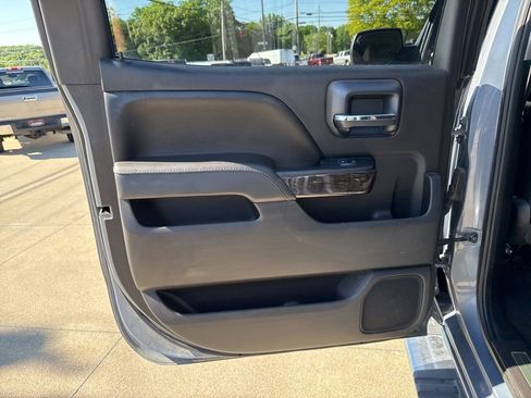 Used 2016 GMC Sierra 2500 Denali w/ Driver Alert Package AWD/4WD image 18