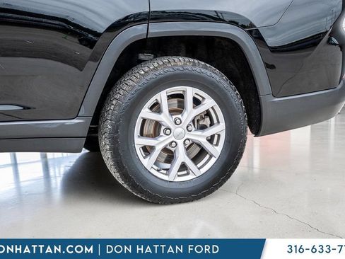 Used 2022 Jeep Grand Cherokee L Limited w/ Trailer Tow Group (B) AWD/4WD image 38