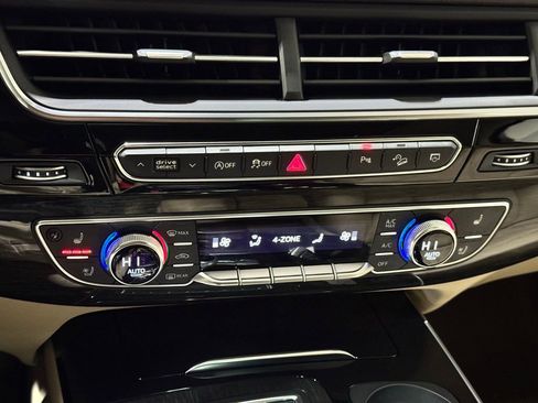Used 2018 Audi Q7 3.0T Prestige w/ Prestige Package image 14