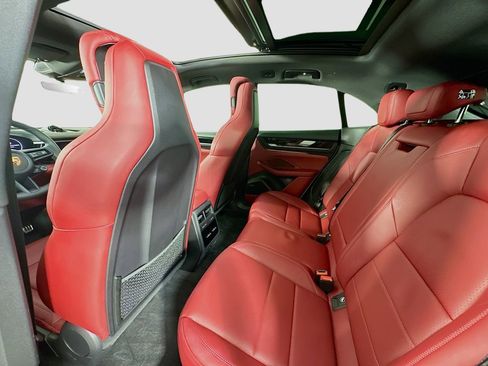 Certified 2025 Porsche Macan 4S Electric image 24