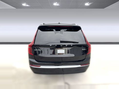 New 2026 Volvo XC90 B5 Ultra w/ Protection Package AWD/4WD image 10