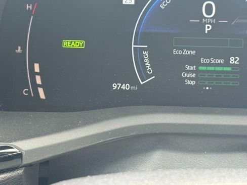 Used 2026 Toyota Camry SE FWD image 29