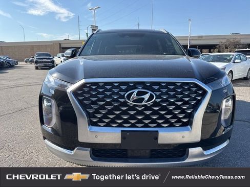 Used 2021 Hyundai Palisade Calligraphy image 2