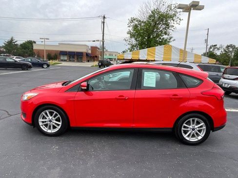 Used 2015 Ford Focus SE FWD image 3