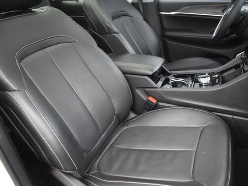 Used 2023 Jeep Grand Cherokee 4WD 4xe w/ Luxury Tech Group II image 39