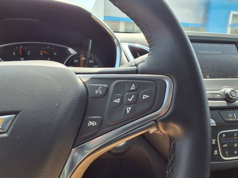 Used 2024 Chevrolet Equinox LT w/ LPO, Floor Liner Package FWD image 10