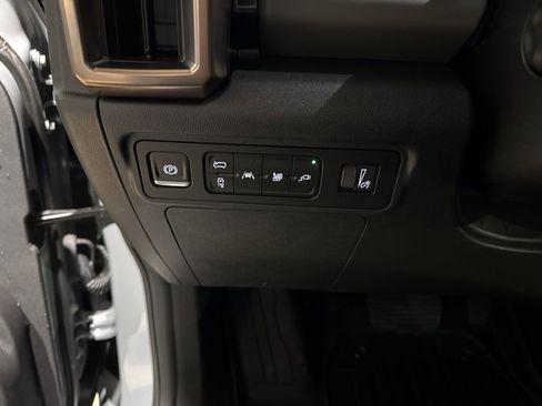 New 2025 GMC Hummer EV 2X AWD/4WD image 21
