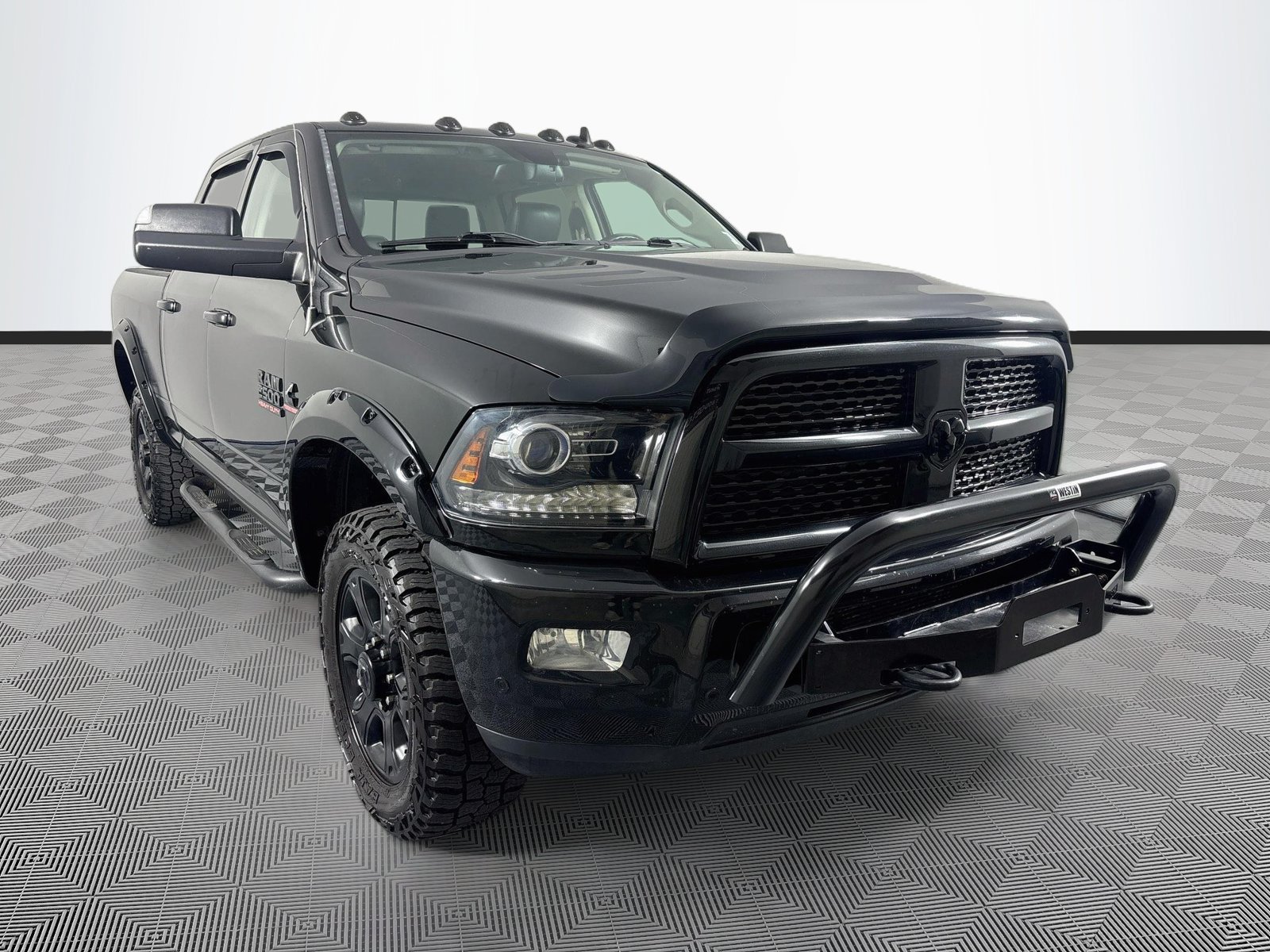 Used 2017 RAM 2500 Laramie w/ Sport Appearance Group AWD/4WD image 1