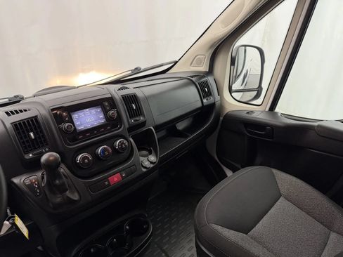 Used 2021 RAM ProMaster 2500 FWD image 16