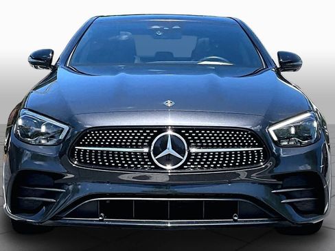 Used 2021 Mercedes-Benz E 450 4MATIC Sedan image 4