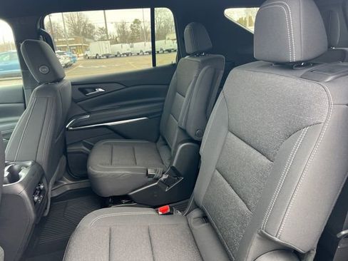 New 2026 Chevrolet Traverse LT w/ LPO, Floor Liner Package image 22