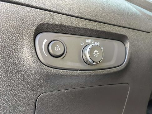 Used 2024 Buick Encore GX Preferred FWD image 27