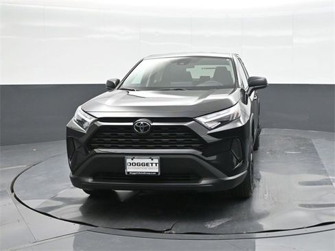 New 2025 Toyota RAV4 LE image 30