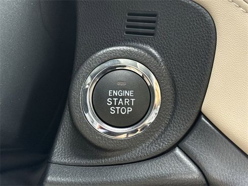 Certified 2025 Subaru Outback Limited image 26