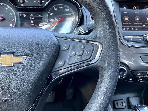 Used 2019 Chevrolet Cruze LT w/ Convenience Package FWD image 25