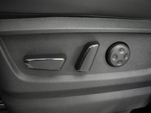 New 2026 Nissan Armada Platinum image 14